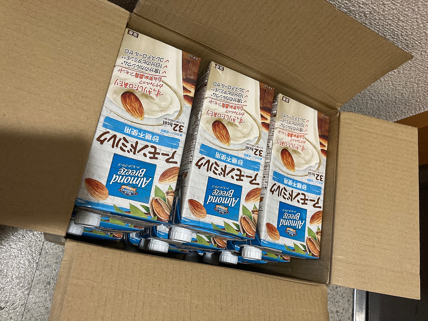 楽天市場】アーモンドブリーズ 砂糖不使用1L×6本/2ケース送料無料 業務用 1,000ml ポッカサッポロ(プラスイン) | みんなのレビュー・口コミ