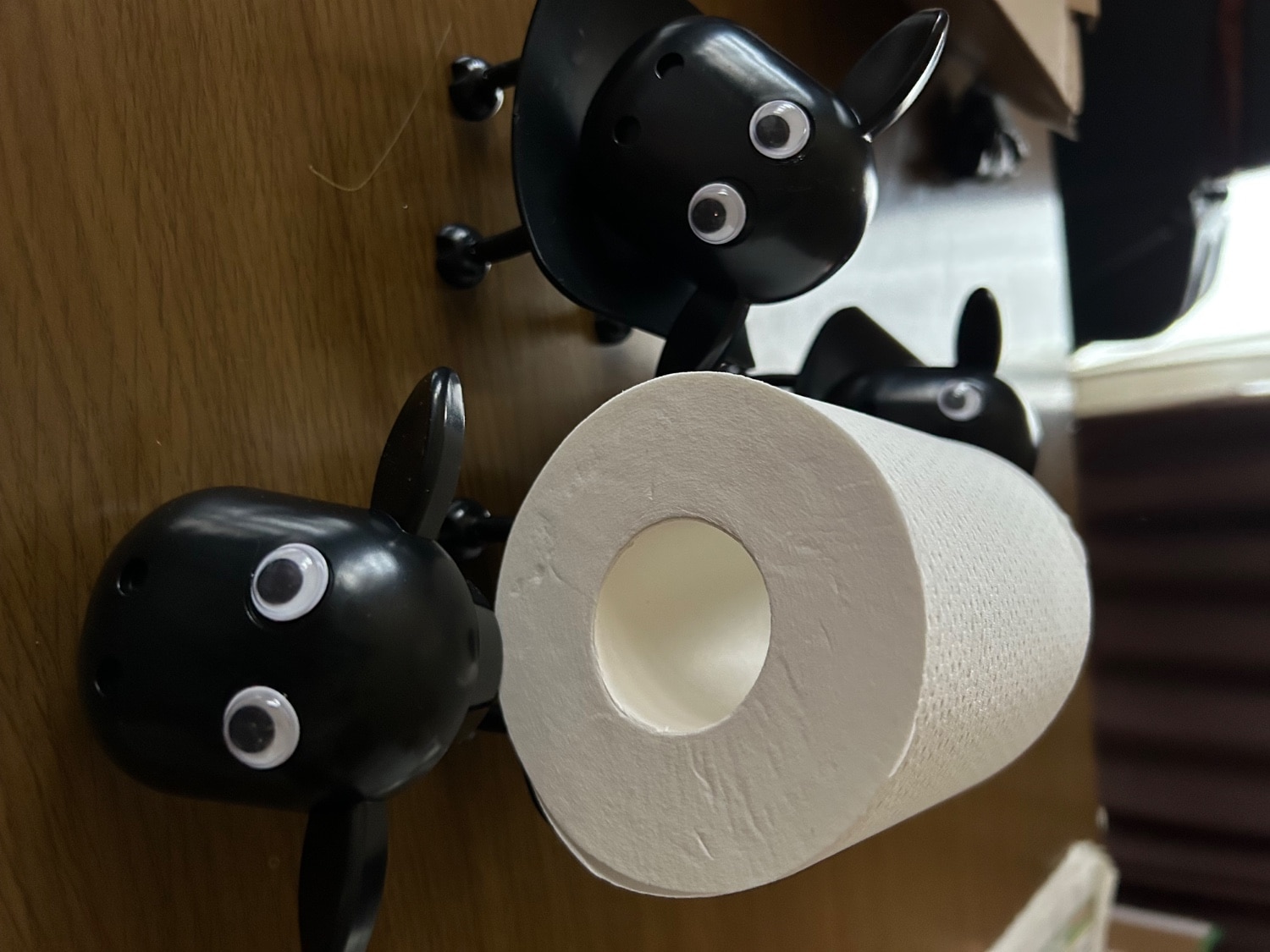 楽天市場】三個セット・羊のトイレットペーパーホルダー ひつじ 置き型