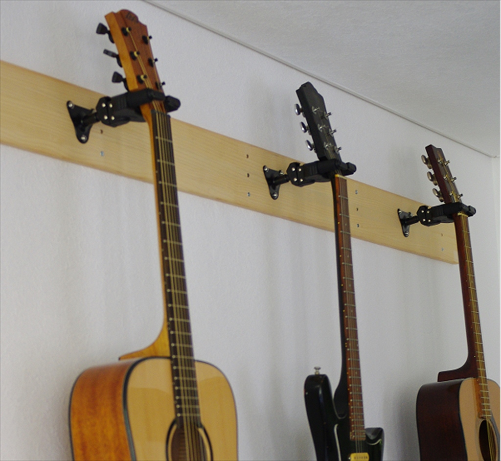ヘラクレス ギターハンガー HERCULES GSP29WB 未使用品 フリマアプリ ラクマ HERCULES ハーキュラス 壁掛け用  ギターハンガー