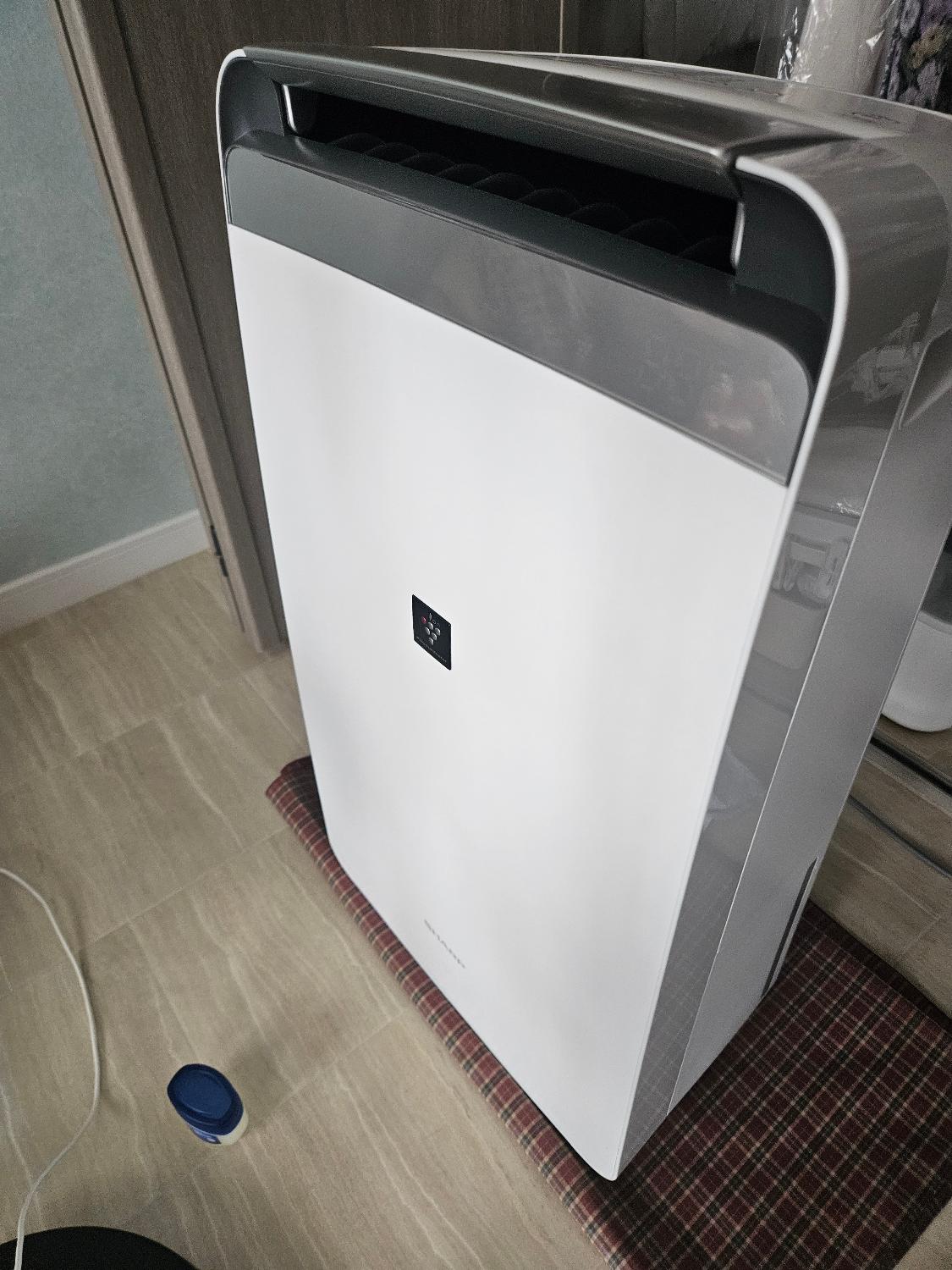 楽天市場】除湿機 シャープ SHARP CV-S180-W ホワイト 白