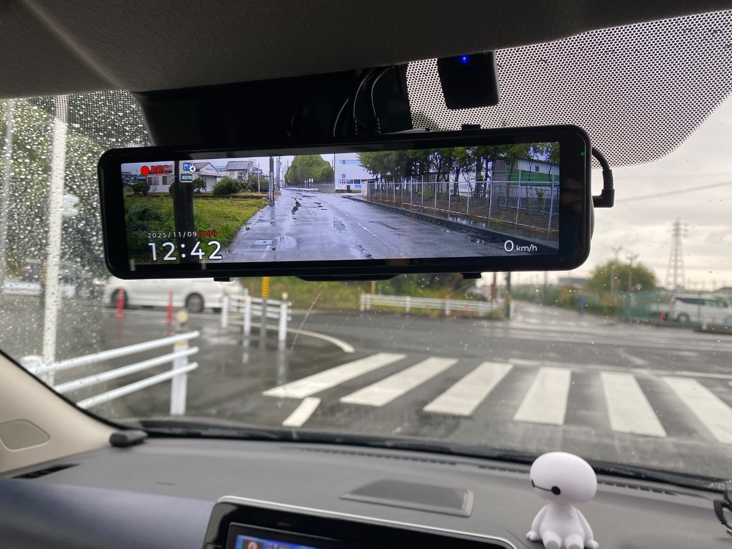 ミラー型ドライブレコーダー 前後2カメラ コムテック ZDR048 デジタルインナーミラー機能搭載 3年保証 ノイズ対策 ドライブレコーダー ミラー型ドラレコ コムテック レビュー画像15