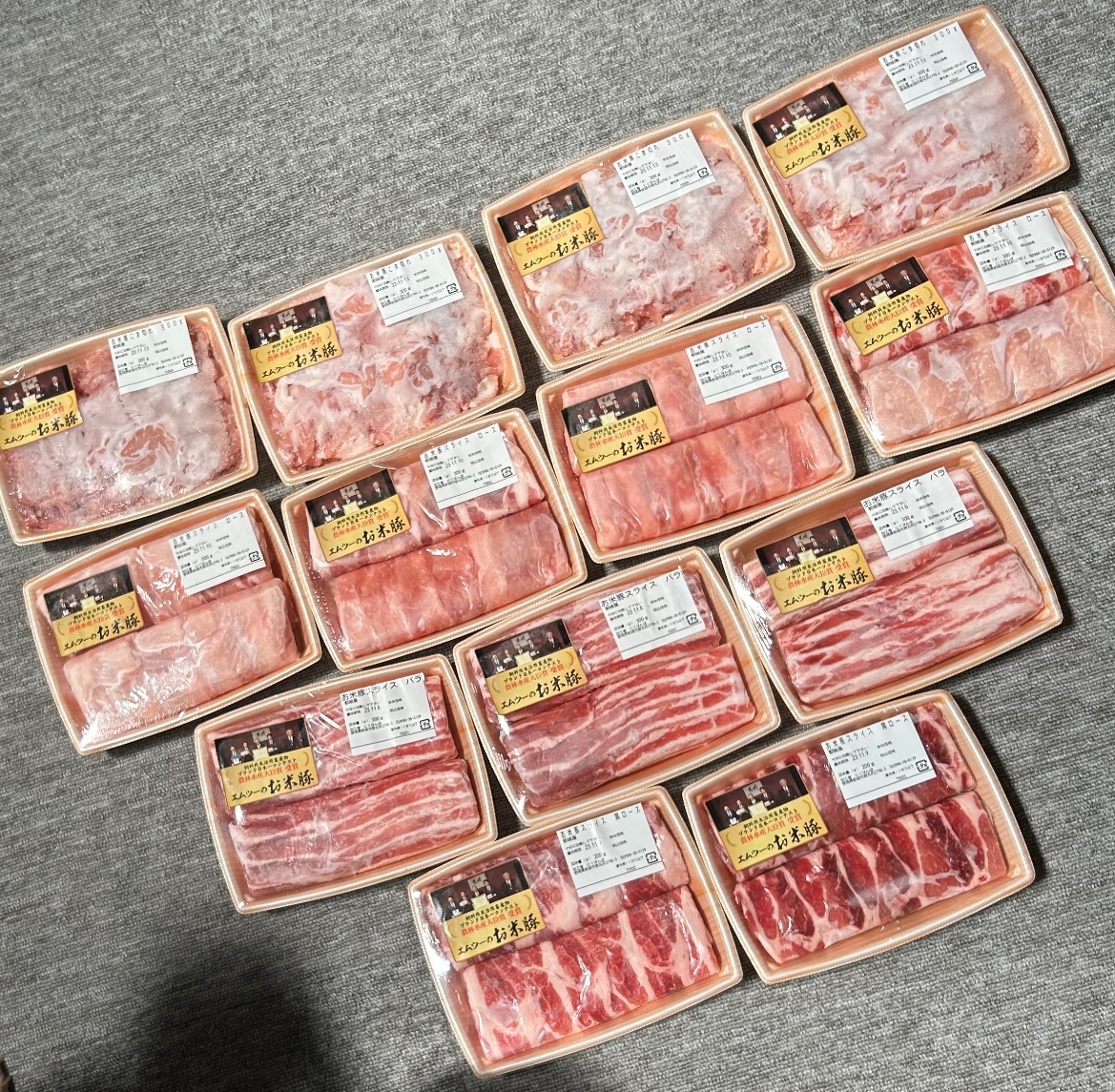 【楽天市場】購入者さんの【ふるさと納税】お米豚3 7kgセット 豚肉 豚ロース 豚こま切れ 豚バラ肉 豚肩ロース 計3 7キロ スライス肉