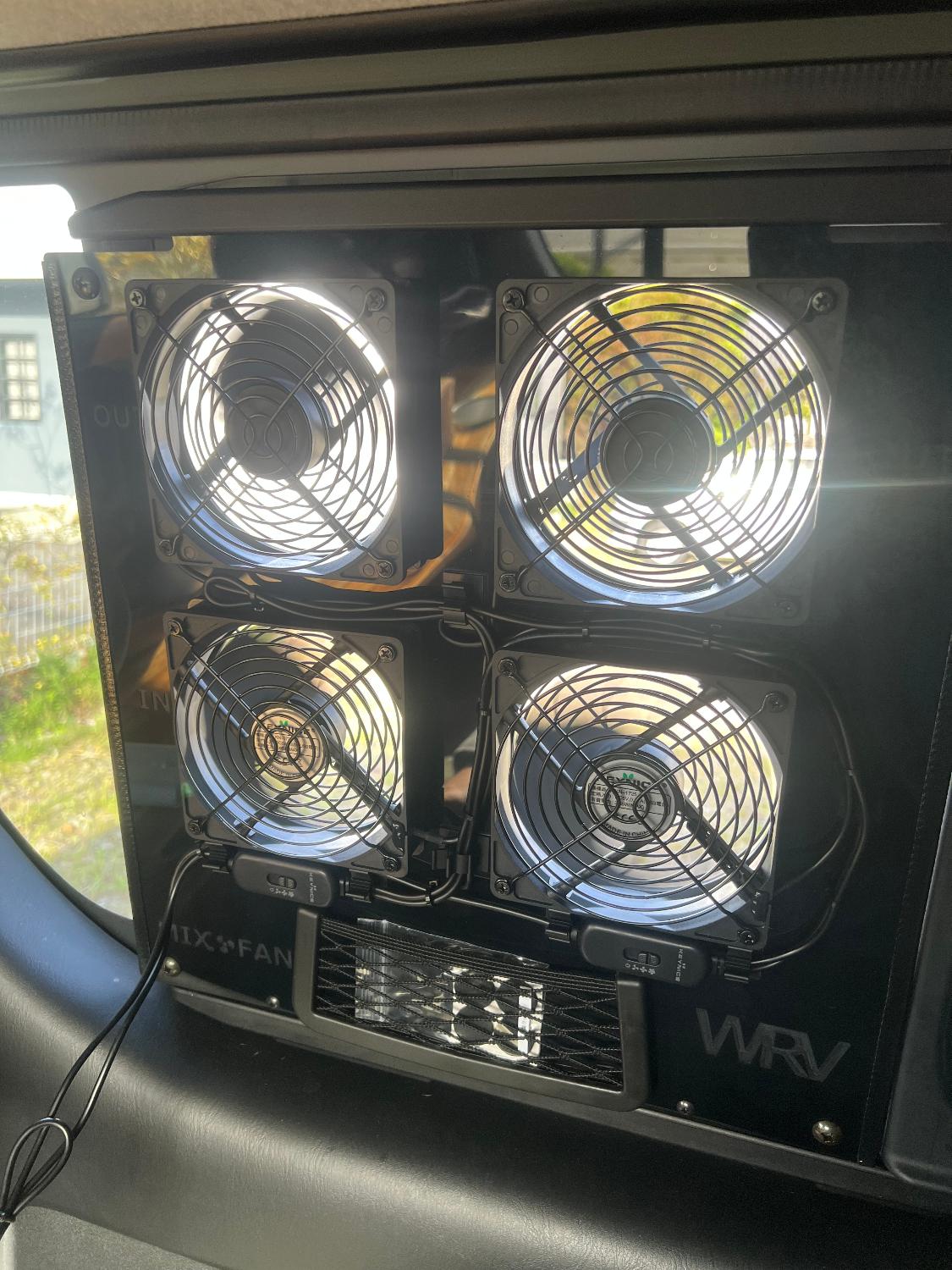 楽天市場】ハイエース小窓専用 換気扇 MIX FAN（ミックスファン）200系