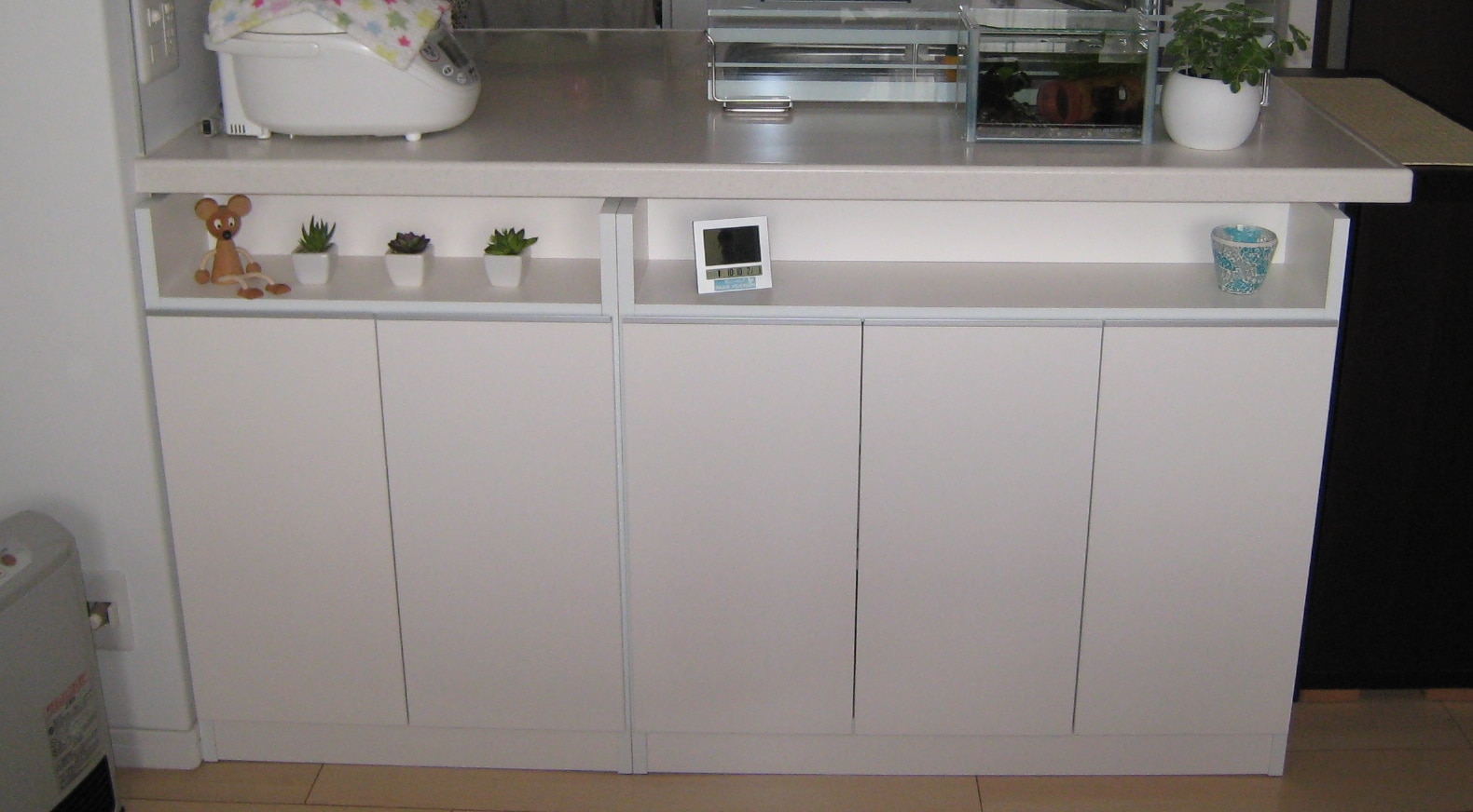 【楽天市場】みっち～711さんの薄型 カウンター下収納 ロータイプ 扉90cm幅 高さ80 cm完成品（奥行22