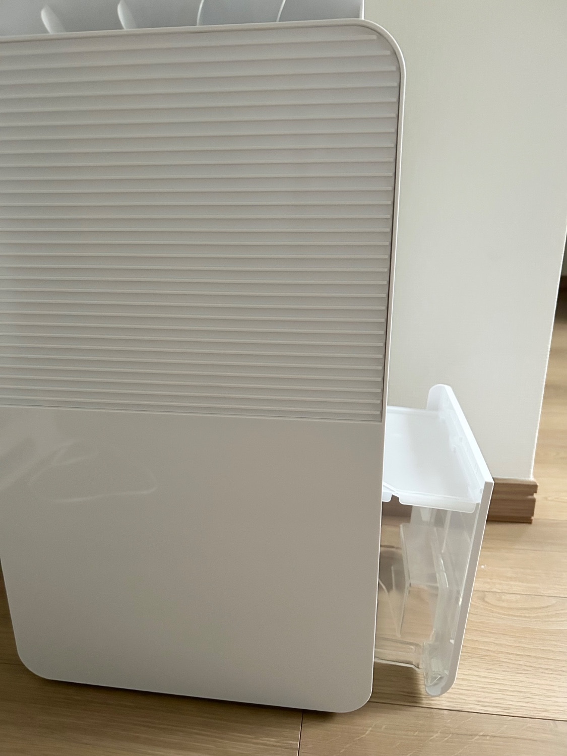 アイリスオーヤマ　除湿機IJCーR65 楽天市場】除湿機 コンプレッサー式 衣類乾燥除湿機 部屋干し