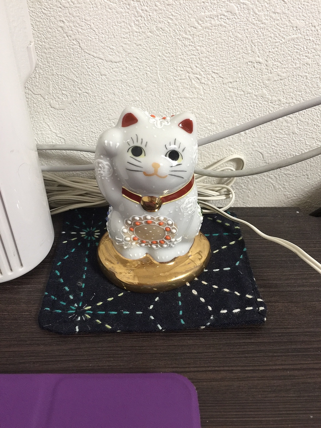 楽天市場】アポロシン招き猫 小判のり 高さ約95×横65×奥行56（mm
