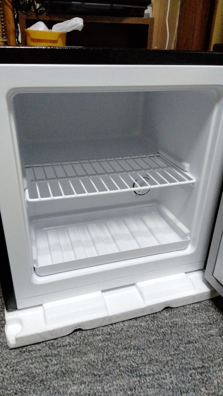 楽天市場】冷凍庫 小型 家庭用 31L 1ドア コンパクト 冷凍 冷蔵切替可