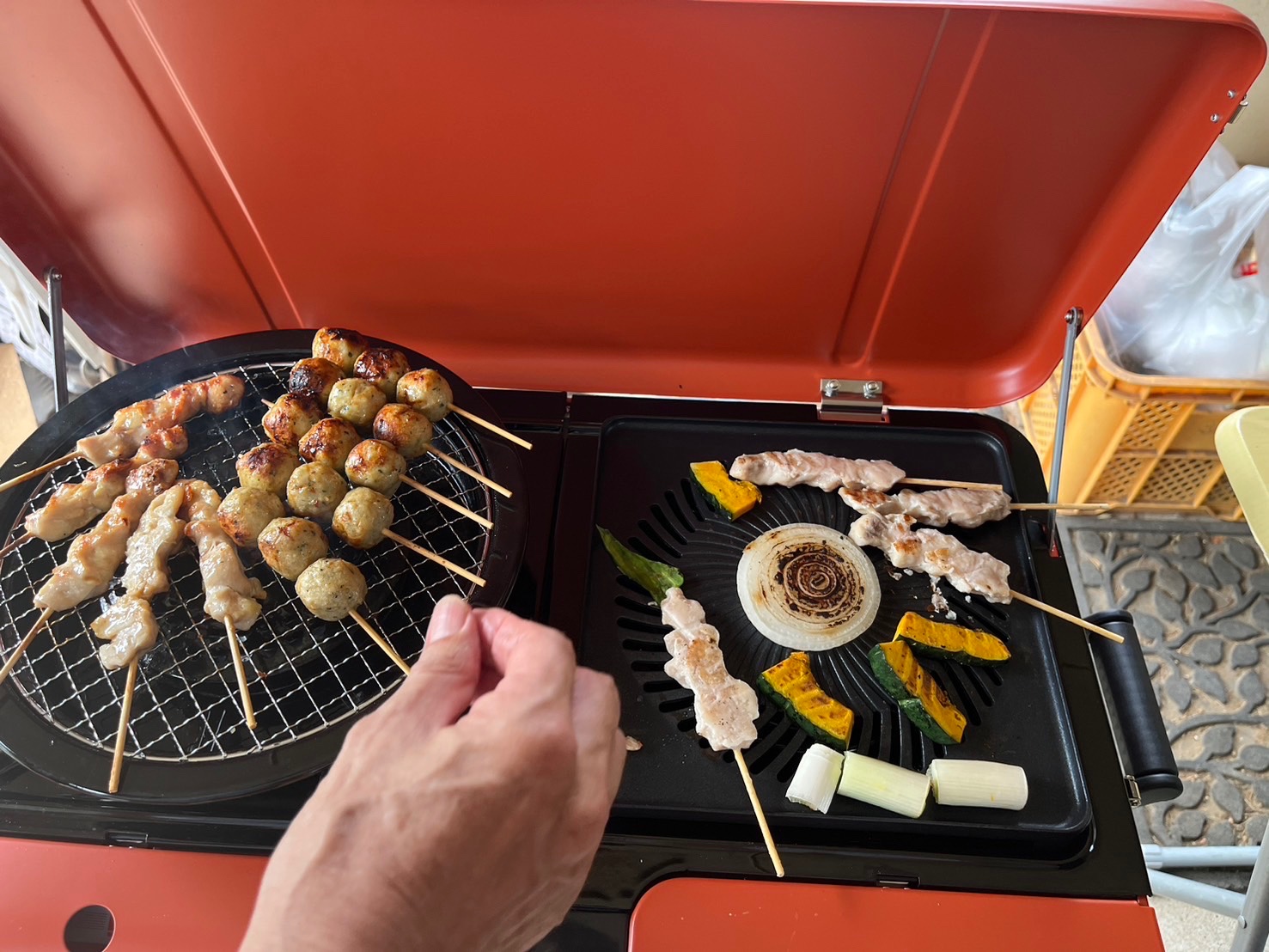 楽天市場】Iwatani イワタニ バーベキューコンロ グリルスター CB-SBG-2 スタンドBBQグリル 2口コンロ 折りたたみスタンド キャンプ  アウトドア カセットガス式小型バーナー 岩谷【送料無料】(リコメン堂生活館) | みんなのレビュー·口コミ