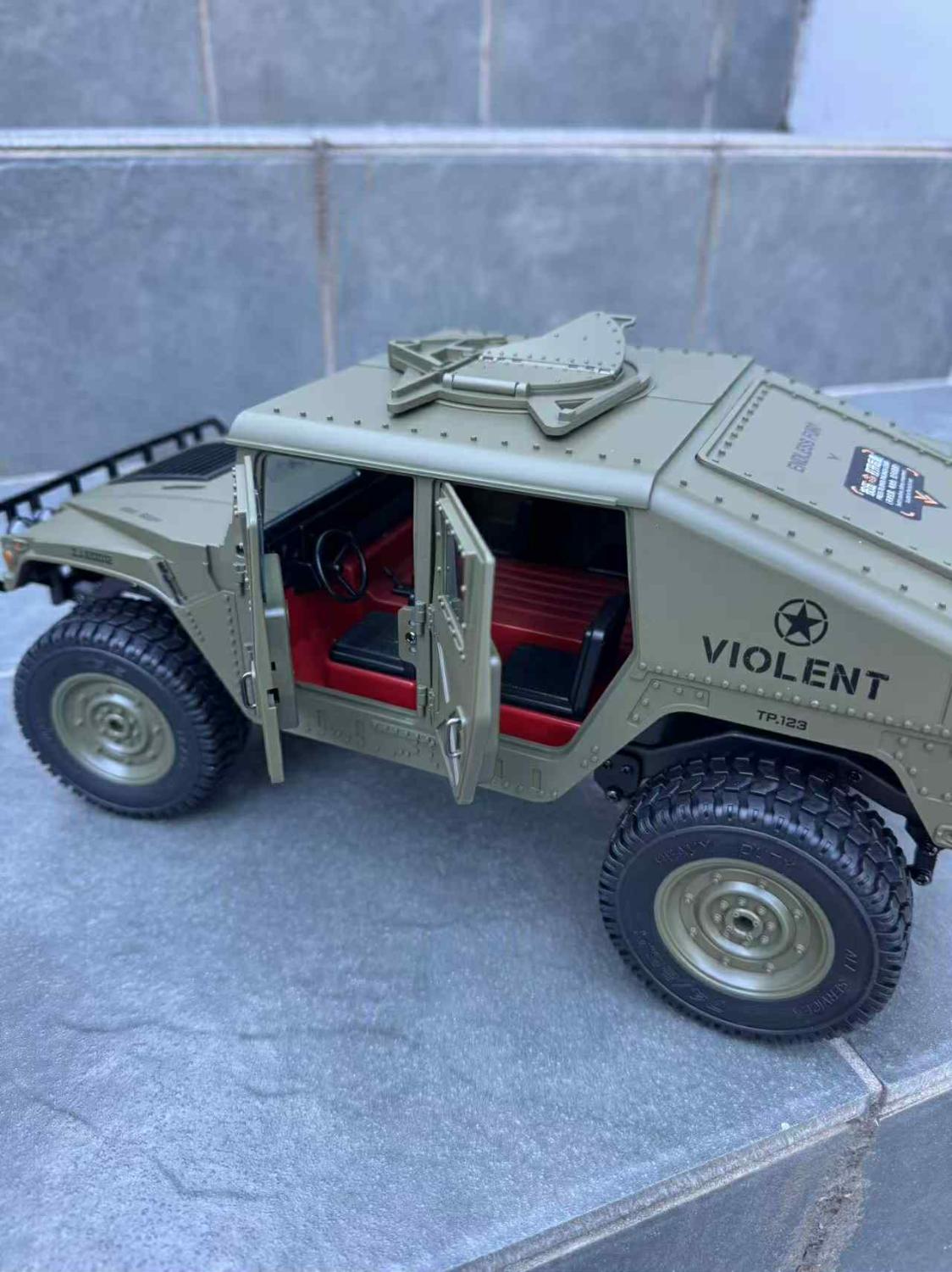 楽天市場】ラジコンカー 戦車 オフロード ミリタリー 大型 装甲車 34cm
