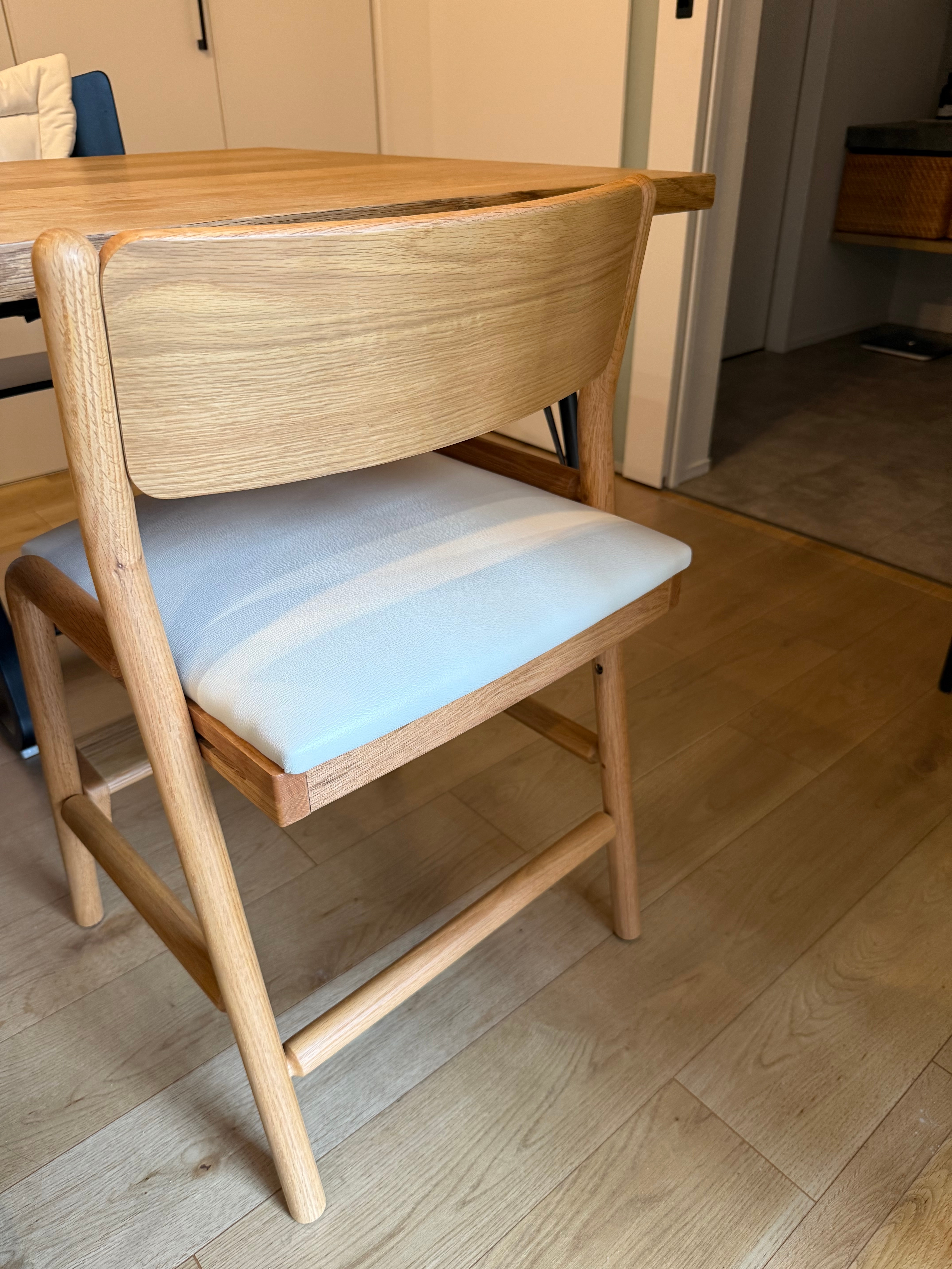 ISSEIKI フィオーレ 学習椅子 レビュー画像8