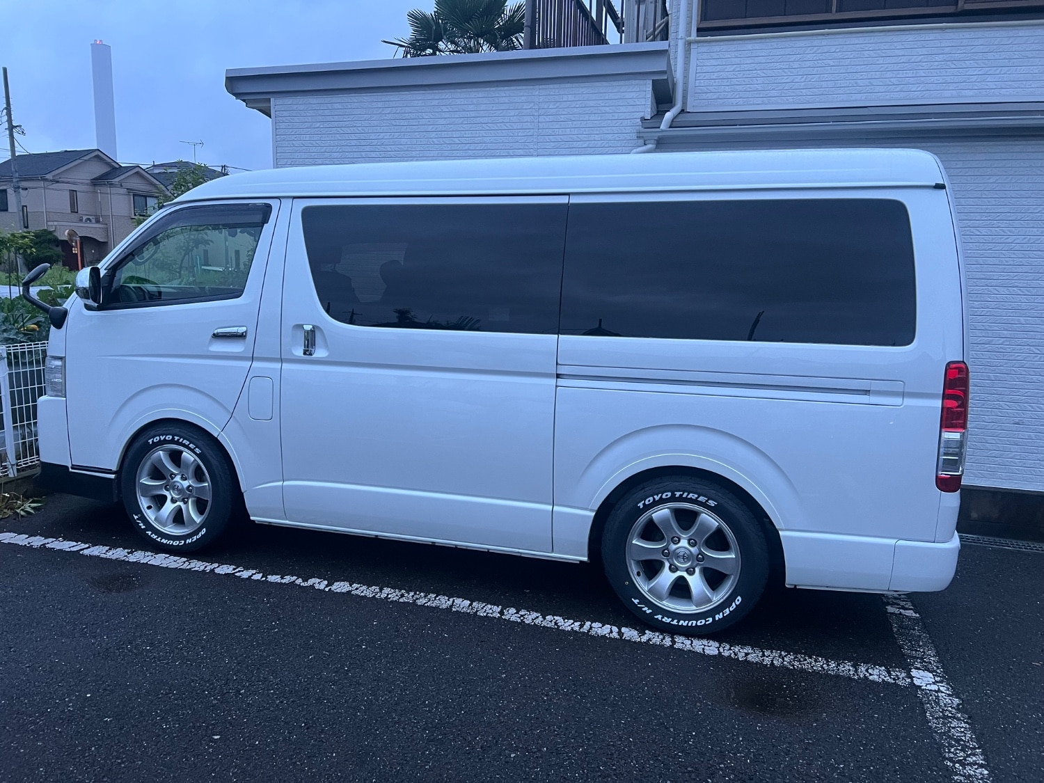 ハイエース フェンダーモール 車検対応 ZERO HOUSE ハイエース 系