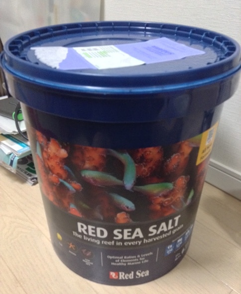 人工海水レッドシーソルト 660リットル用 22Kg（青バケツ大） 楽天市場】◎人工海水レッドシーソルト 660リットル用 22Kg（青