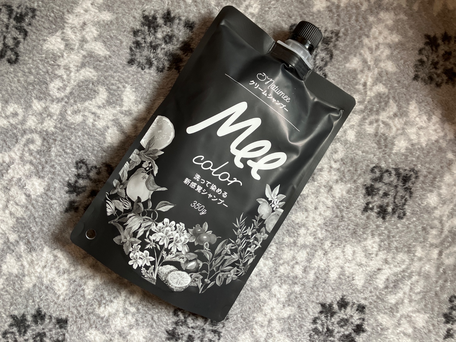 白髪染めから卒業！「クリームシャンプーMee color（ミーカラー