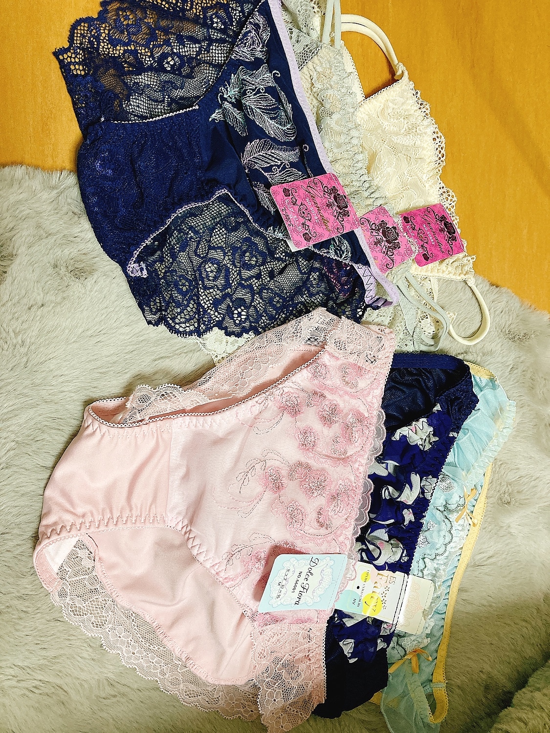 楽天市場 福袋 5組 ブラジャー ショーツ セット レディース 下着 ブラショーツ 上下セット 女性 ブラショーツセット ブラ ショーツ ブラ 大きいサイズ グラマー Eカップ Fカップ 送料無料 誕生日 プレゼント Calin Mia カランミア 代 みんなのレビュー 口コミ