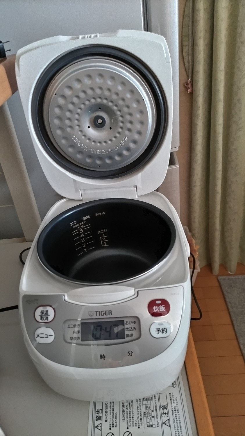 楽天市場】TIGER タイガー 炊飯器 炊きたて JBH-G102-W マイコンジャー