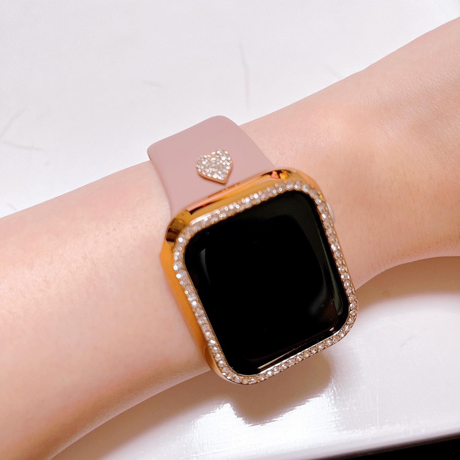 Apple Watch バンド用 アクセサリー イニシャルローズゴールド - 時計