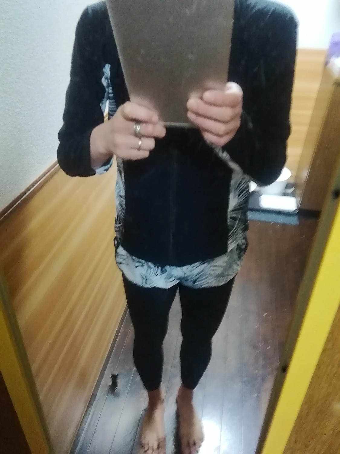 楽天市場 体型カバー 水着 レディース 長袖ラッシュガード 5点上下セット フィットネス水着 セパレート かわいい 大きいサイズタンキニ ショートパンツ レギンス ボタニカル ママ水着 代 30代 40代 50代 オトナ女子 露出控えめ 脚 二の腕 太もも お尻 お腹 カバー