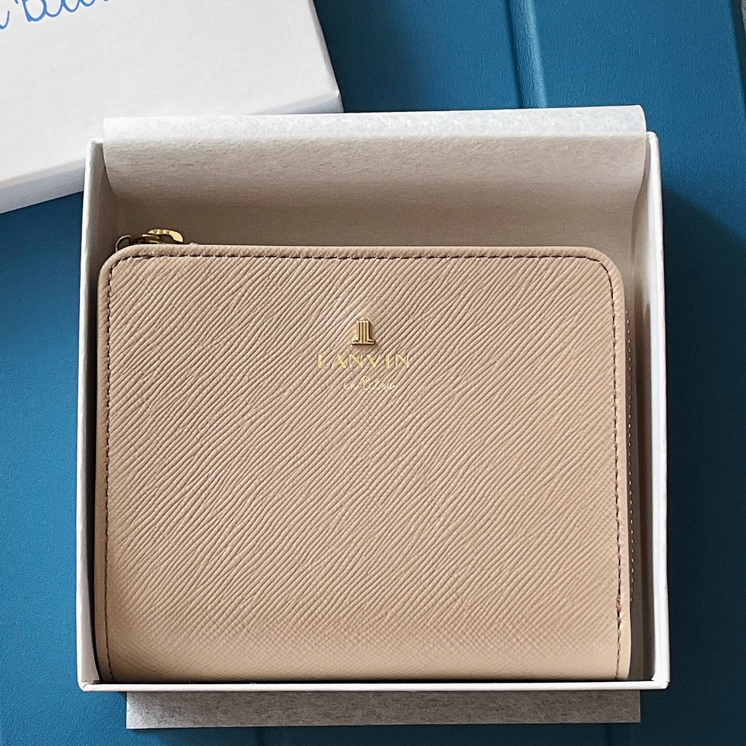 【新品】ランバンオンブルー✨ブリエ BOX２つ折り財布 ベージュ 新品】ランバンオンブルー ブリエ BOX2つ折り財布 ベージュ