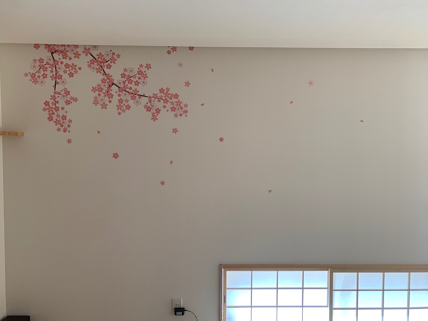 楽天市場 送料無料ウォールステッカー 桜 壁紙二本の桜の花セット あす楽ウォールステッカー 花 花吹雪 北欧 ウォールステッカー 木 ウォールステッカー トイレ ウォールステッカー 英字 壁紙シール 引越し ギフトひな祭り 卒業 入学 新年 サクラ 店舗 Takara Fune