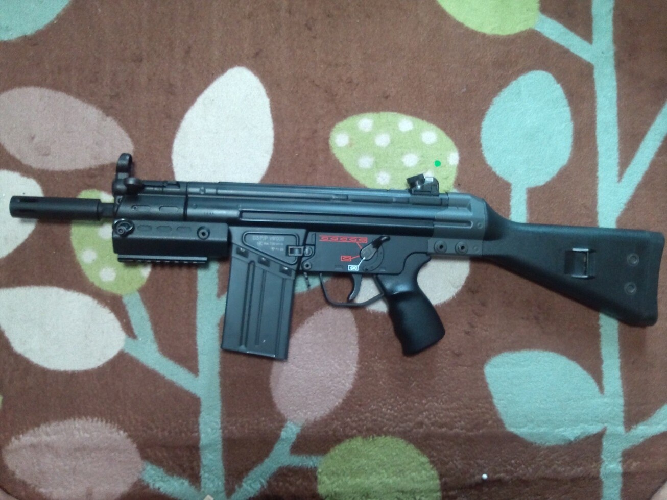 中古】電動ガン G&P XM177E2+フラッシュハイダー2個付き カスタム品