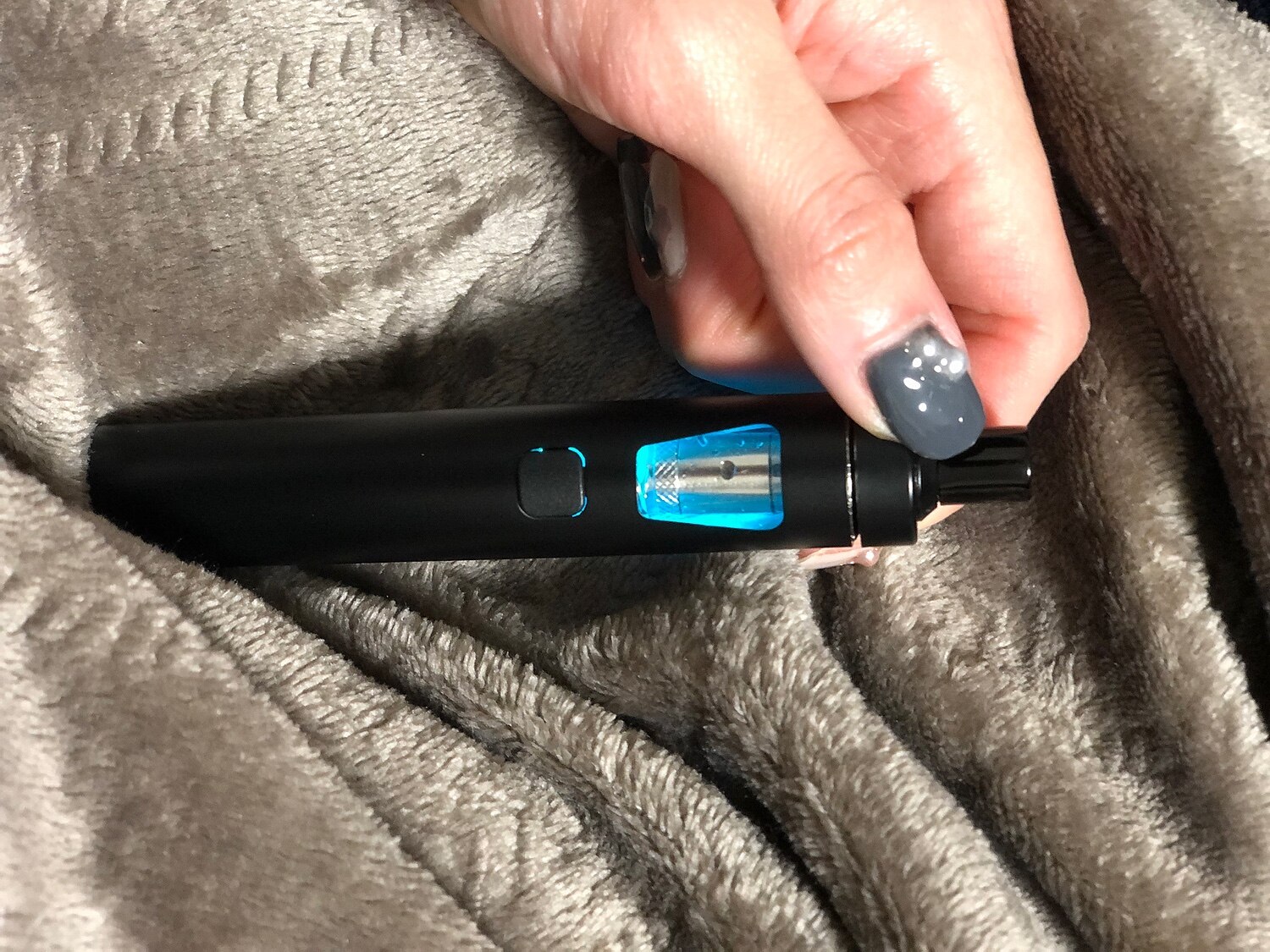 楽天市場 リキッド5本付 Joyetech Ego Aio 電子タバコ Vape ベイプ スターターキット 本体 持ち運び シーシャ Vaporever リキッド セット おすすめ コンパクト スリム 小型 タール ニコチン0 電子煙草 禁煙 01 デジモク 代 女性 みんなのレビュー 口コミ 楽天市場 リキッド5本付 Joyetech Ego Aio 電子タバコ Vape ベイプ スターターキット 本体 持ち運び シーシャ Vaporever リキッド セット おすすめ コンパクト スリム 小型 タール ニコチン0 電子煙草 禁煙 01 デジモク 代 女性 みんなのレビュー 口コミ