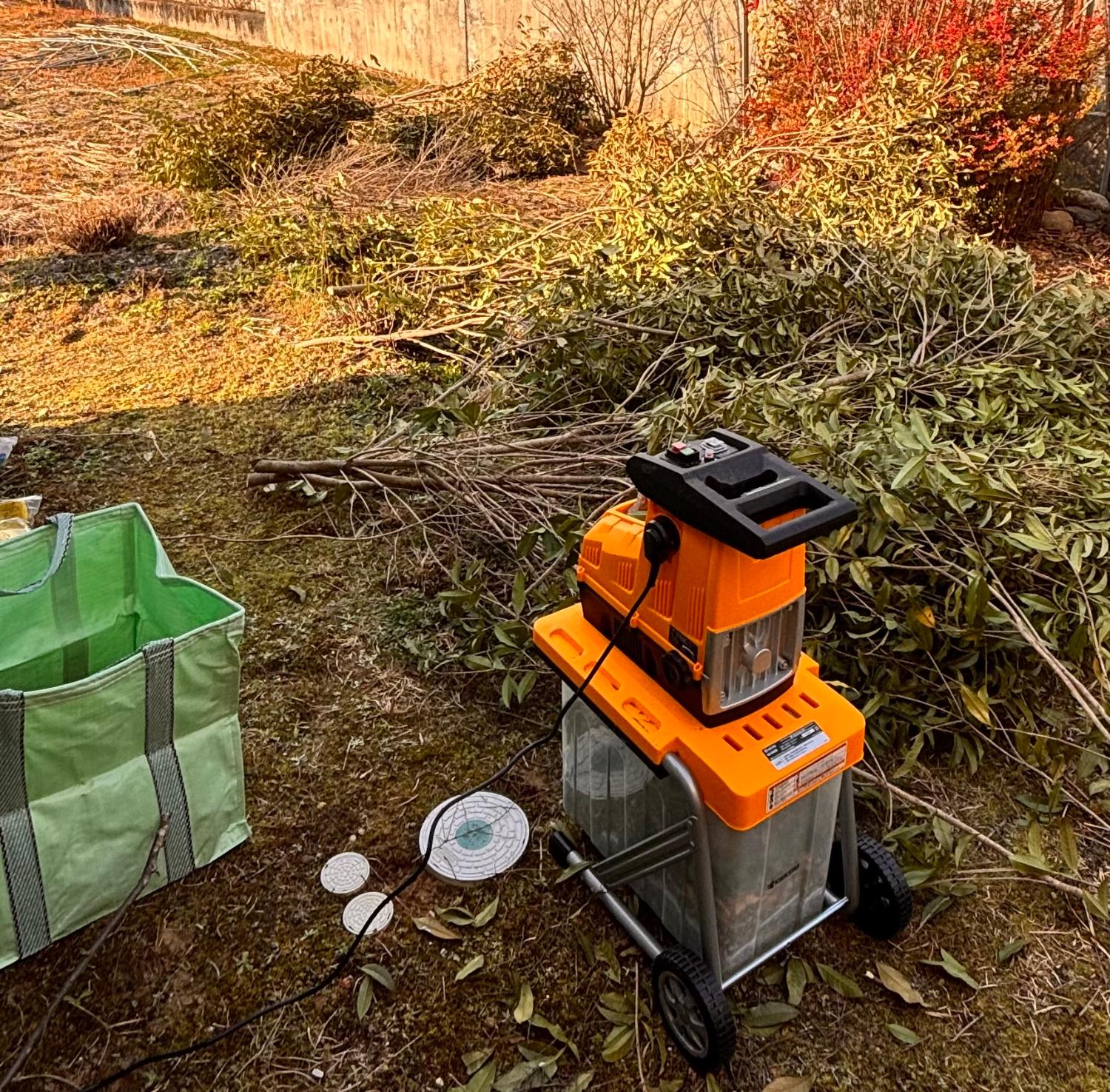 楽天市場】KYOCERA（京セラ） ガーデンシュレッダー(粉砕機.ギア式