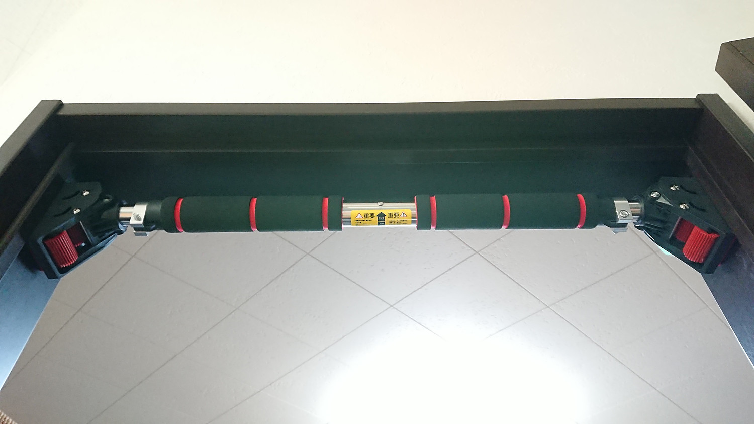 楽天市場 セール実施中 懸垂バー 最新ロックシステム採用 耐荷重0kg トレーニング動画付 チンニングバー 1年保証 Steady ステディ St124 S ショート 懸垂 器具 棒 バー 自宅 ドア ぶら下がり Steady ステディ みんなのレビュー 口コミ