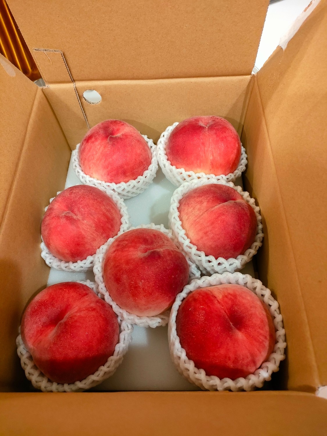 楽天市場】［ 美味しい山梨の桃］【 山梨県産 一宮の桃 約2kg (5個～7