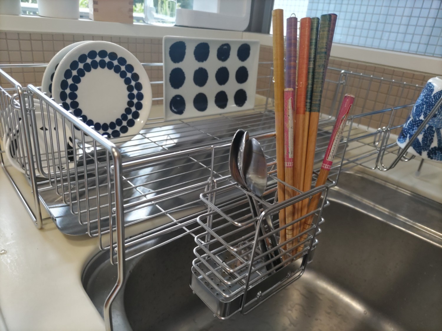 ヨシカワ 水切りラック 燕三条 1306103 水切りカゴ シンク上 シンク内