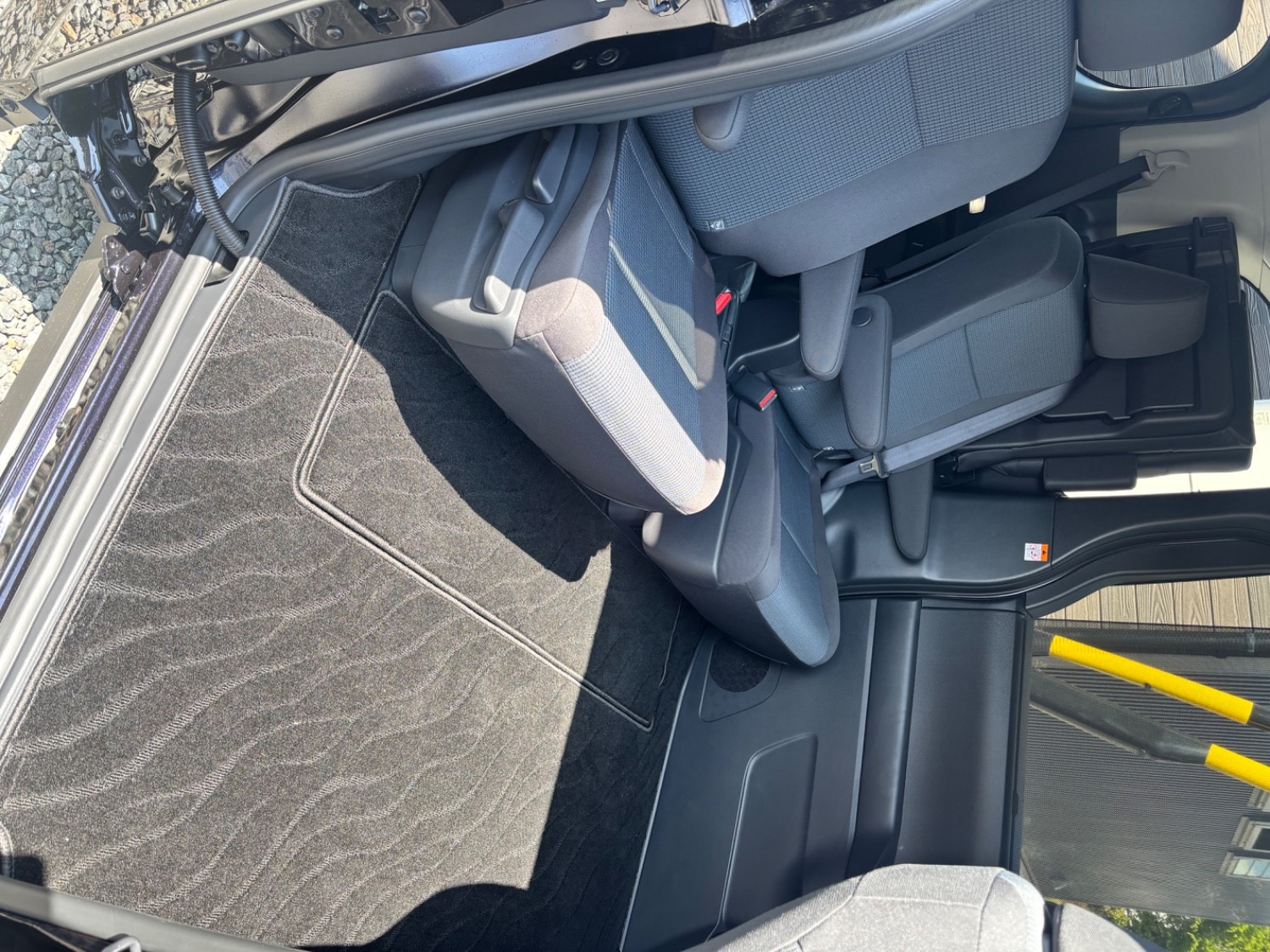 トヨタ 新型 ノア ヴォクシー 90系 2025年9月〜対応 セカンドラグマット ◆ジェネラル HOTFIELD 光触媒 ノアヴォクシー90系 セカンドラグマット HOTFIELD レビュー画像11