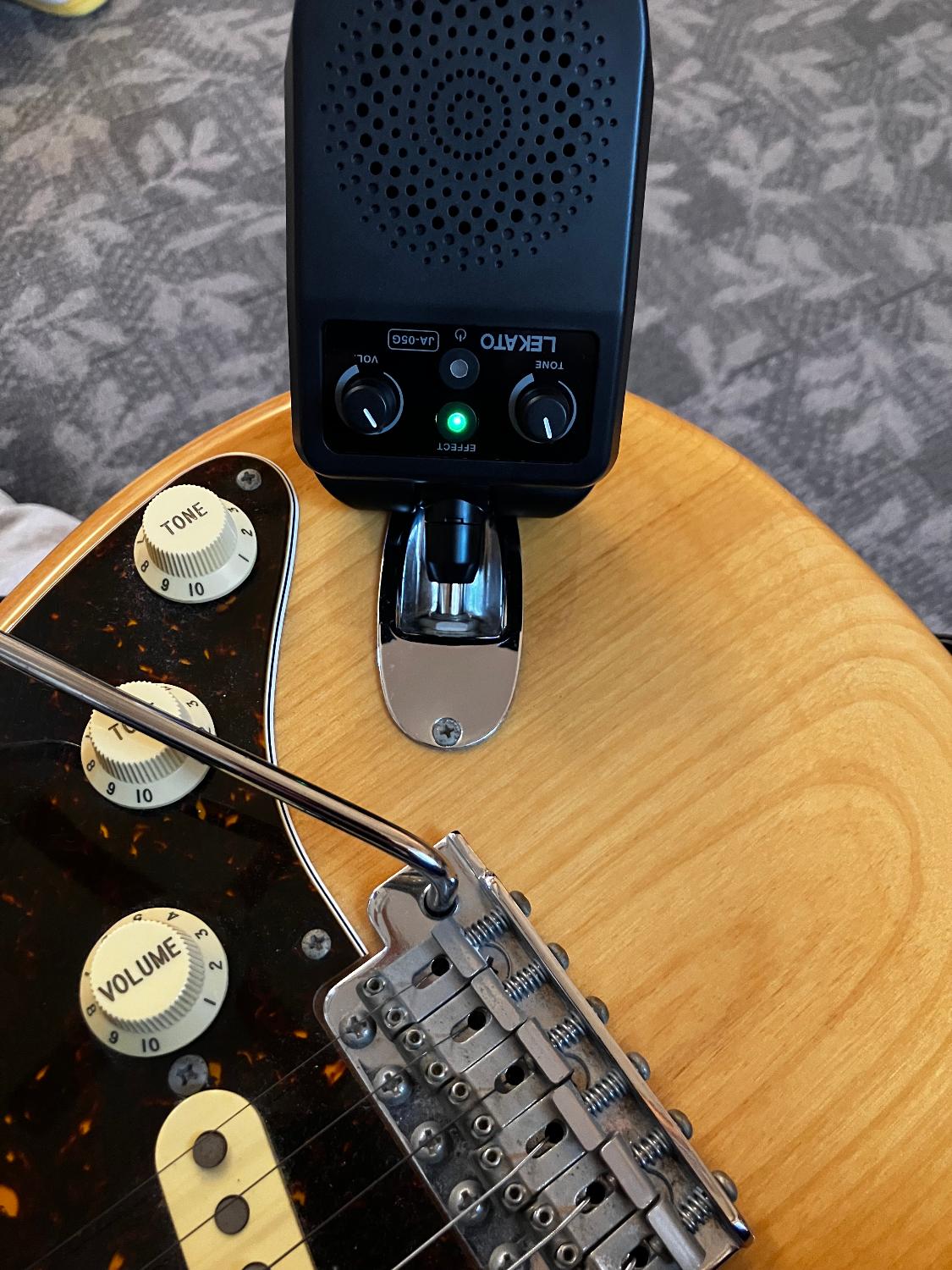 楽天市場】ワイヤレス ギターアンプ 5W ギター アンプ Bluetooth ミニ