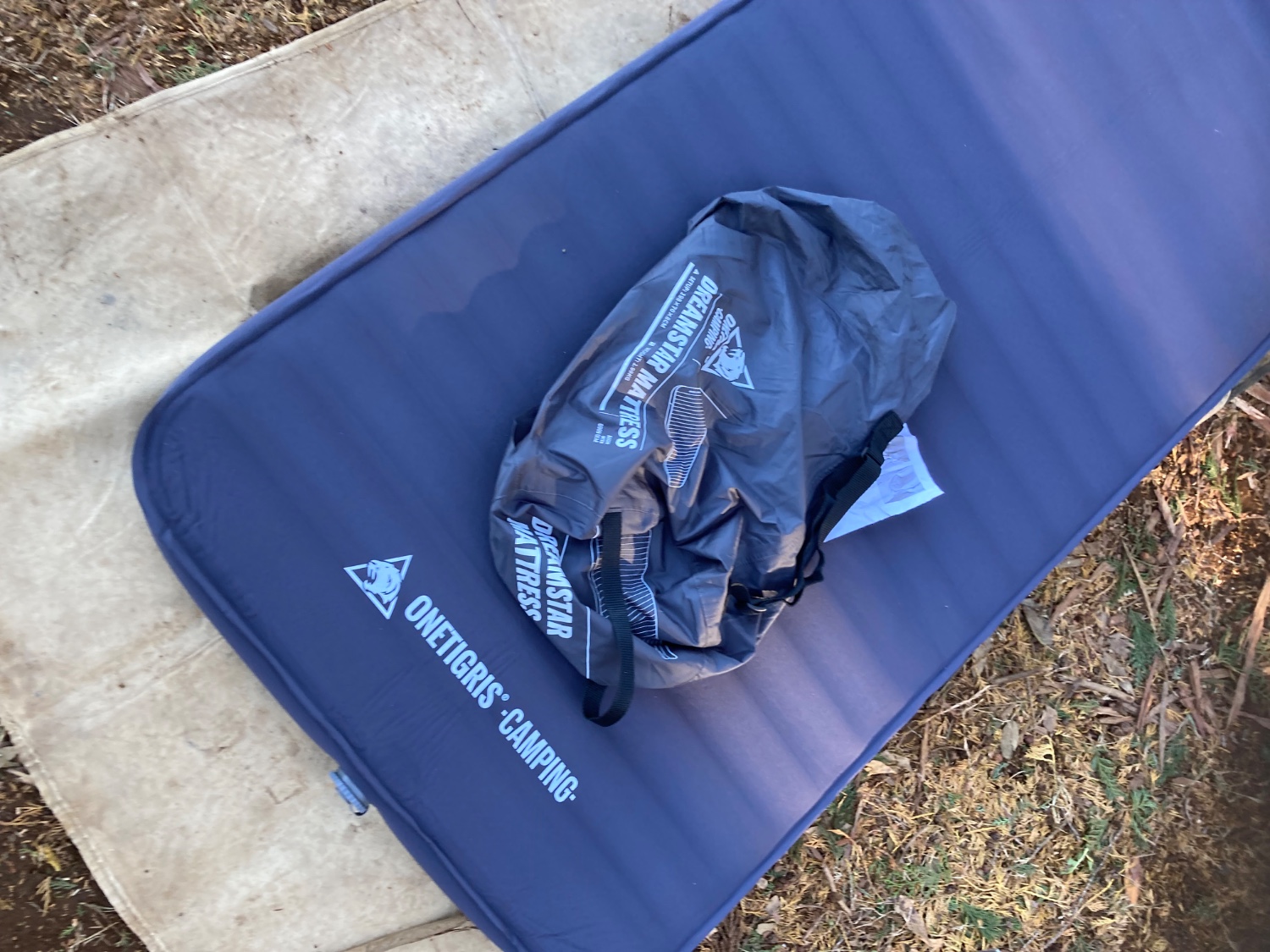 ONETIGRIS DREAMSTAR インフレータブルマット Amazon.com : ONETIGRIS Dreamstar Single Air Mattress, Self