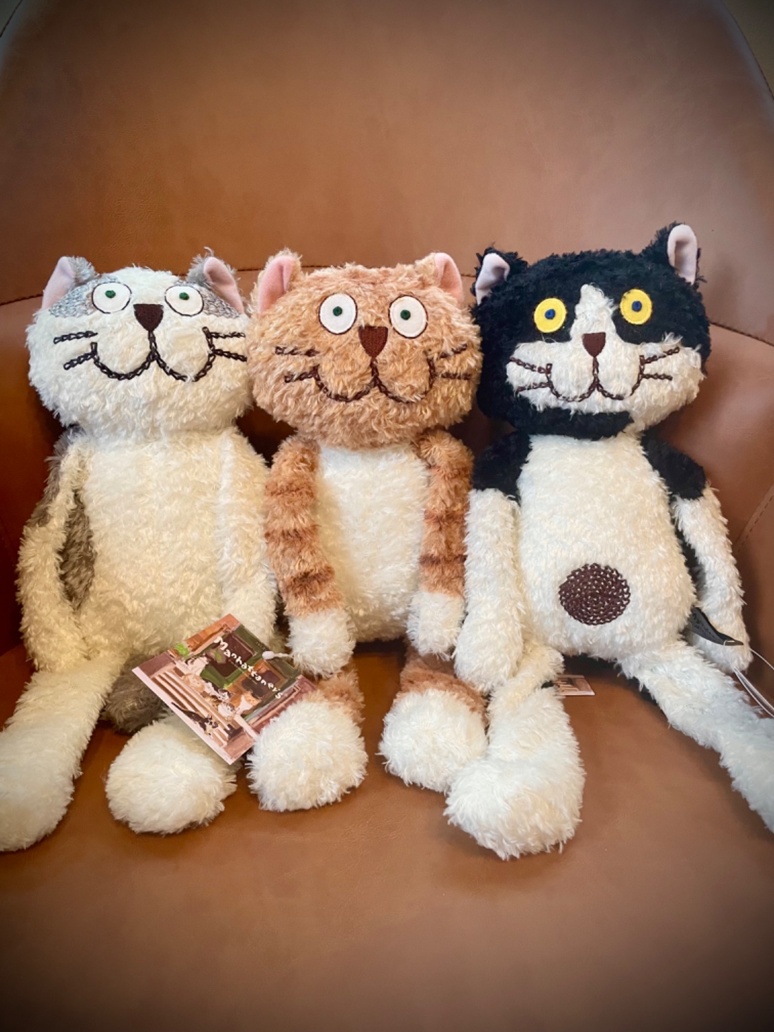 マンハッタナーズ　MANHATTANER'S くたくた猫　ぬいぐるみ　Ｌサイズ マンハッタナーズ くたくた猫 ぬいぐるみ 猫 レディース