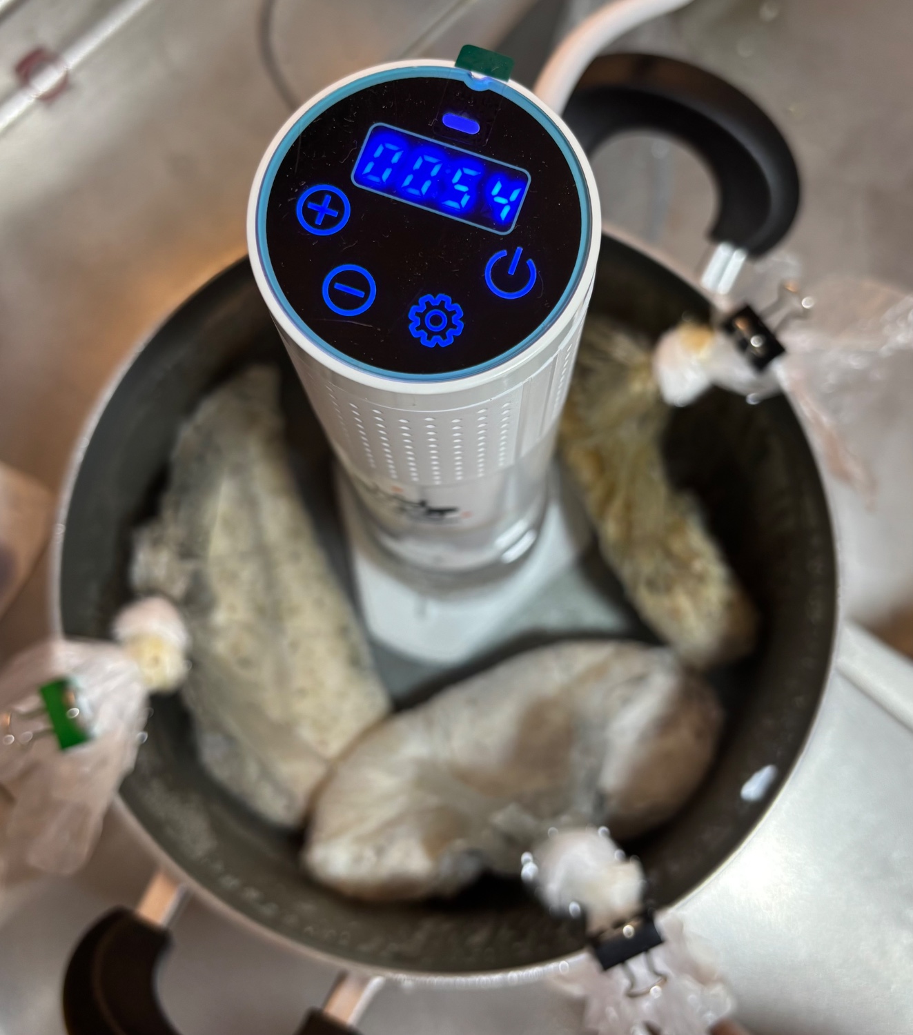 低温調理器　エンペラータマリン　1200W ダイエット　料理　新品　未使用 低温調理器 【一流シェフ監修レシピ】 業務用レベル ハイパワー
