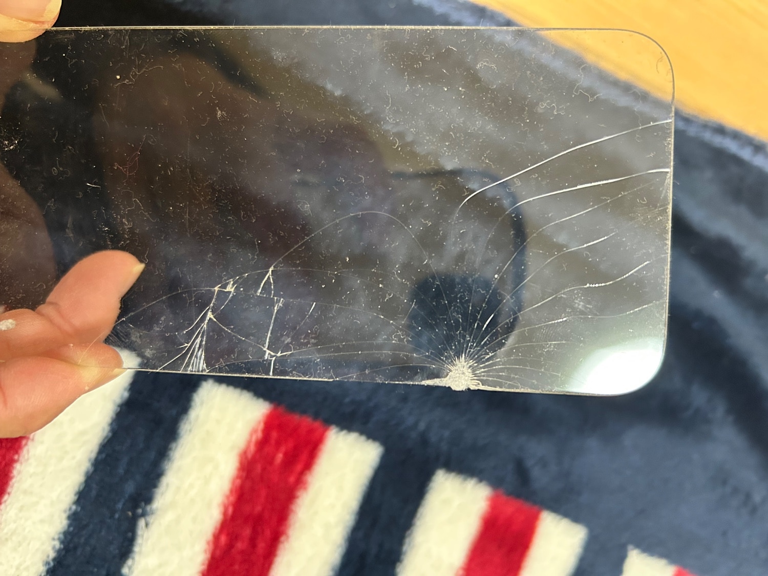 iPhoneガラスフィルム 貼るピタUFO スマホフィルム口コミ レビュー画像14