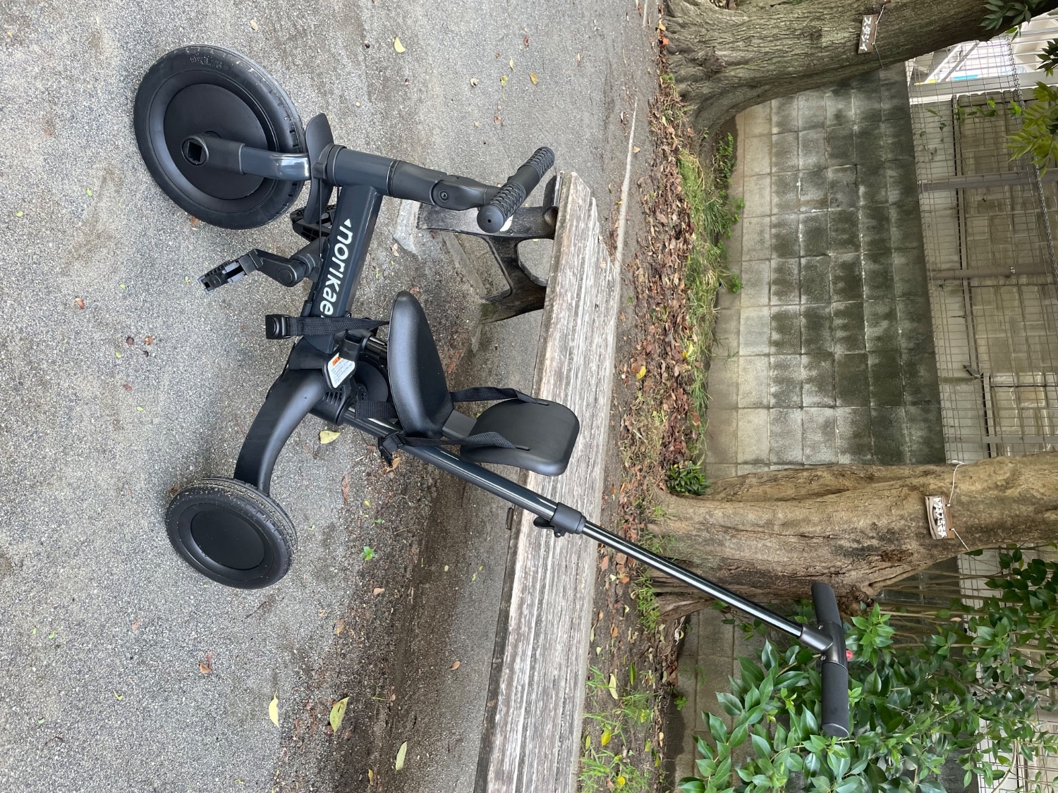 のりかえ三輪車 押し棒付き ヤトミ 股ベルト付き 背もたれ付き 4WAY バランスバイク キッズバイク 変身 三輪車 子 のりかえ三輪車 ヤトミ三輪車 三輪車口コミ レビュー画像15