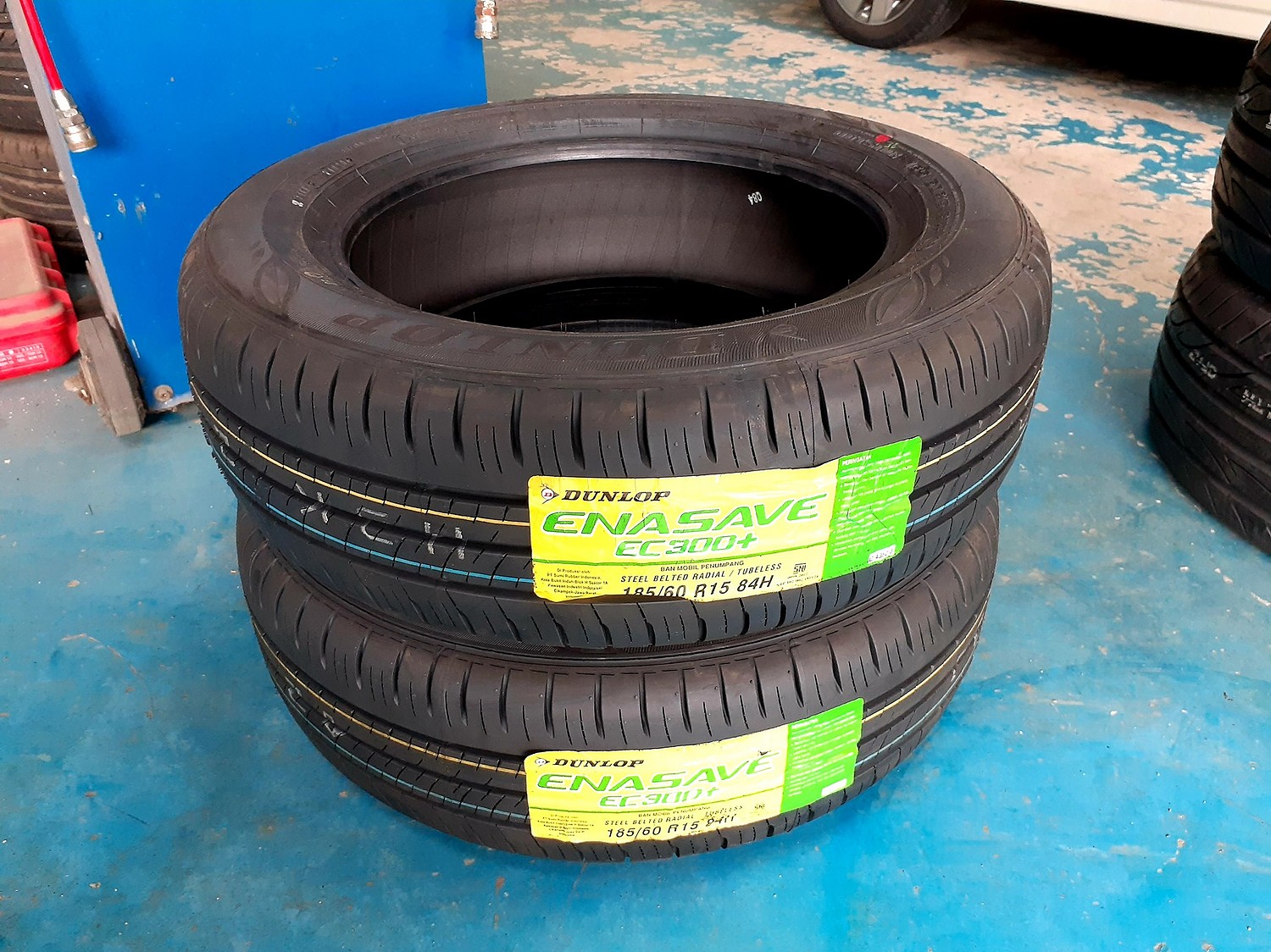 楽天市場】【取付対象】DUNLOP ダンロップ ENASAVE EC300+ 185/60R15 (185/60/15 185-60-15 185/60-15)  サマータイヤ 夏タイヤ 単品 4本 15インチ(AUTOWAY（オートウェイ）) | みんなのレビュー·口コミ