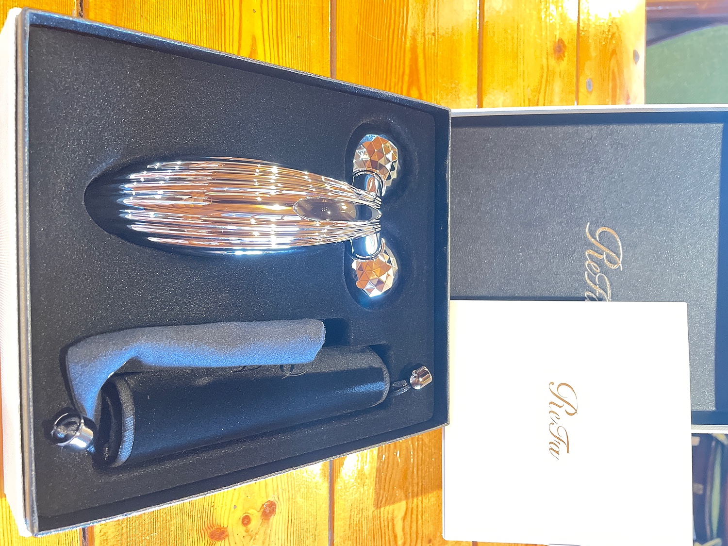 ReFa カラットレイGUARANTEE CARD付 RF-PC2019B ReFa CARAT RAY リファカラットレイ RF-PC2019B 美顔器 美顔
