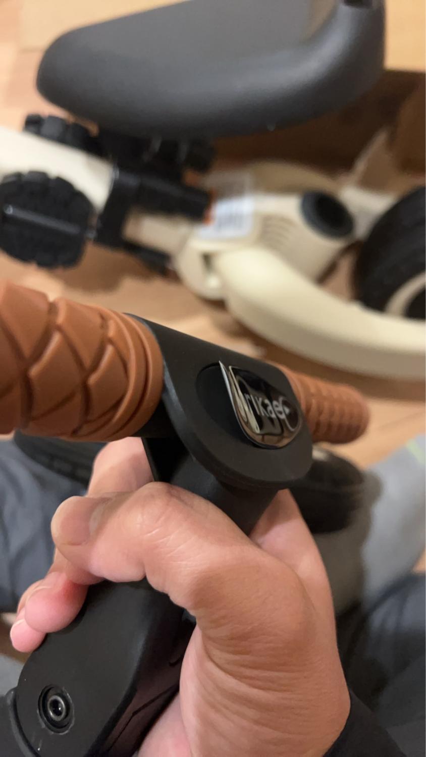 のりかえ三輪車 押し棒付き ヤトミ 股ベルト付き 背もたれ付き 4WAY バランスバイク キッズバイク 変身 三輪車 子 のりかえ三輪車 ヤトミ三輪車 三輪車口コミ レビュー画像6