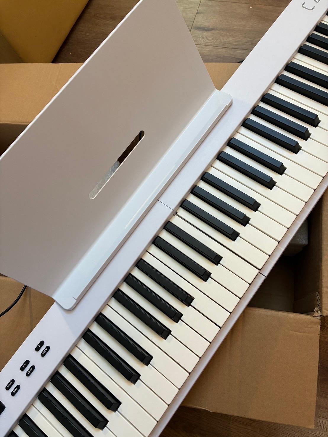 楽天市場】【最新モデル・鍵盤光る】折りたたみ電子ピアノ 88鍵盤