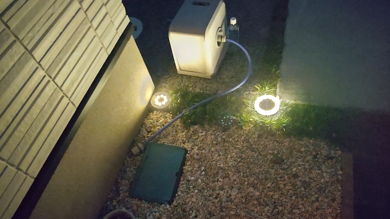 楽天市場 Ledガーデンライト Entlight 4個セット ソーラーライト 防水 センサー おしゃれ 屋外 庭 ライトアップ 外構 エントランス 置き型 埋め込み式 N Force みんなのレビュー 口コミ