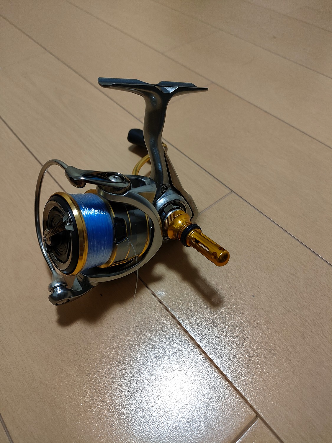 楽天市場】【送料無料】ゴメクサス リール スタンド シマノ shimano ダイワ daiwa 共回り式 スピニングリール 専用 リール カスタム  パーツ リールスタンド 16 ナスキー レガリス LT 2000 など用 ボディーキーパー アルミ 42mm Gomexus(ゴメクサス（GOMEXUS）)(未購入を  ...