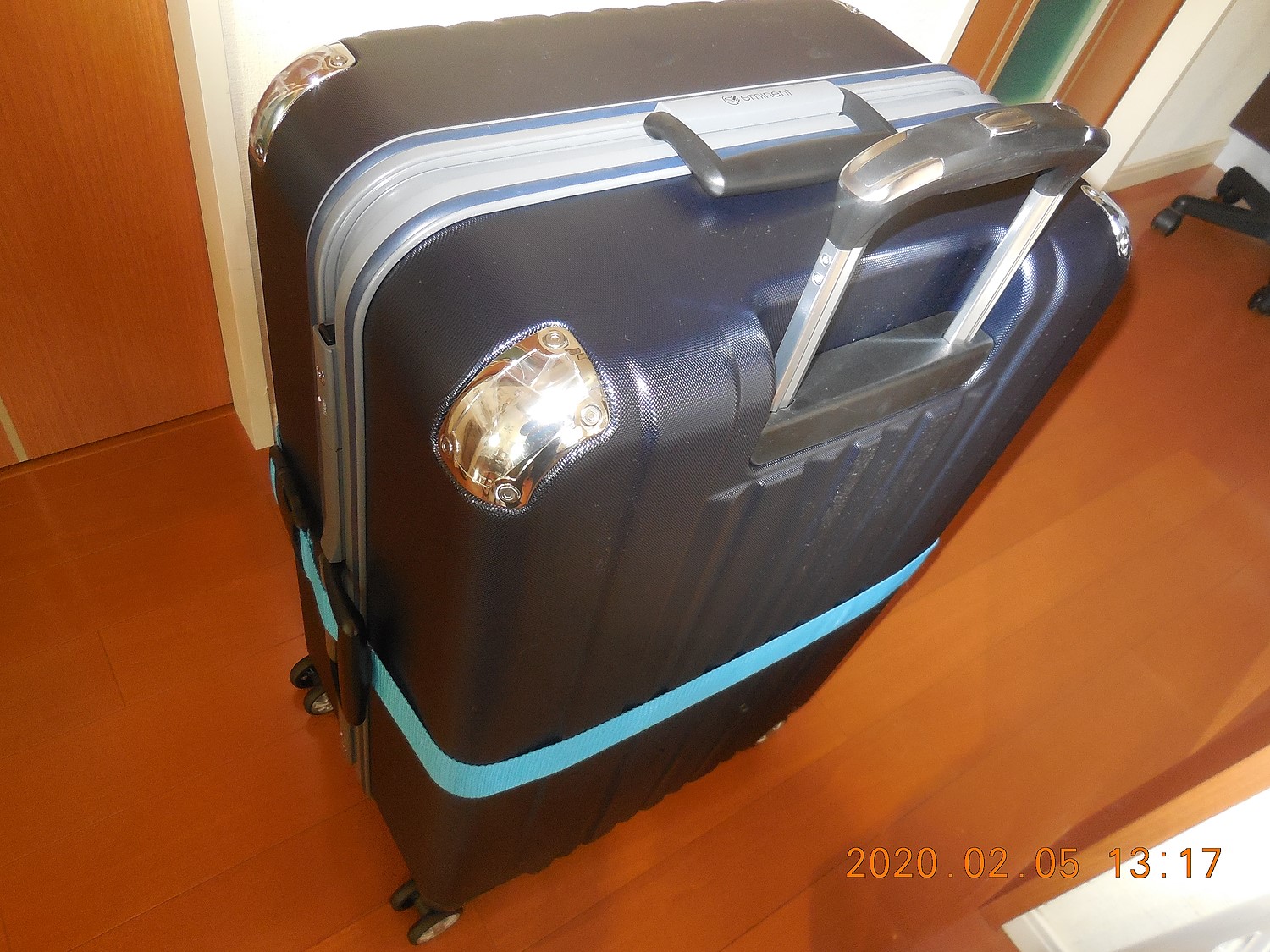 楽天市場 送料無料 特大 スーツケース エミネントプロ Eminent Pro Llサイズ レビューを書いてスーツケースベルトプレゼント 電脳ショッピング みんなのレビュー 口コミ
