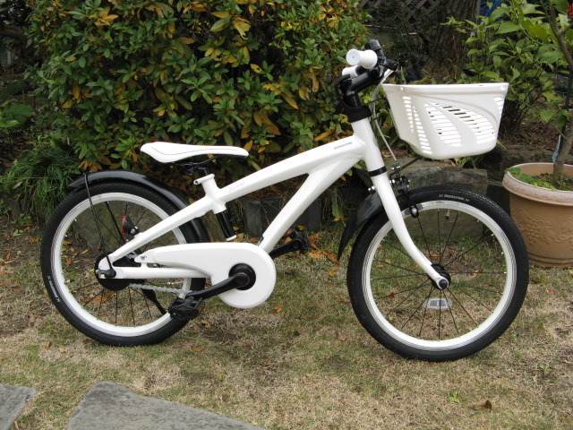 キッズサイクル レベナ(カゴ付き) - 自転車
