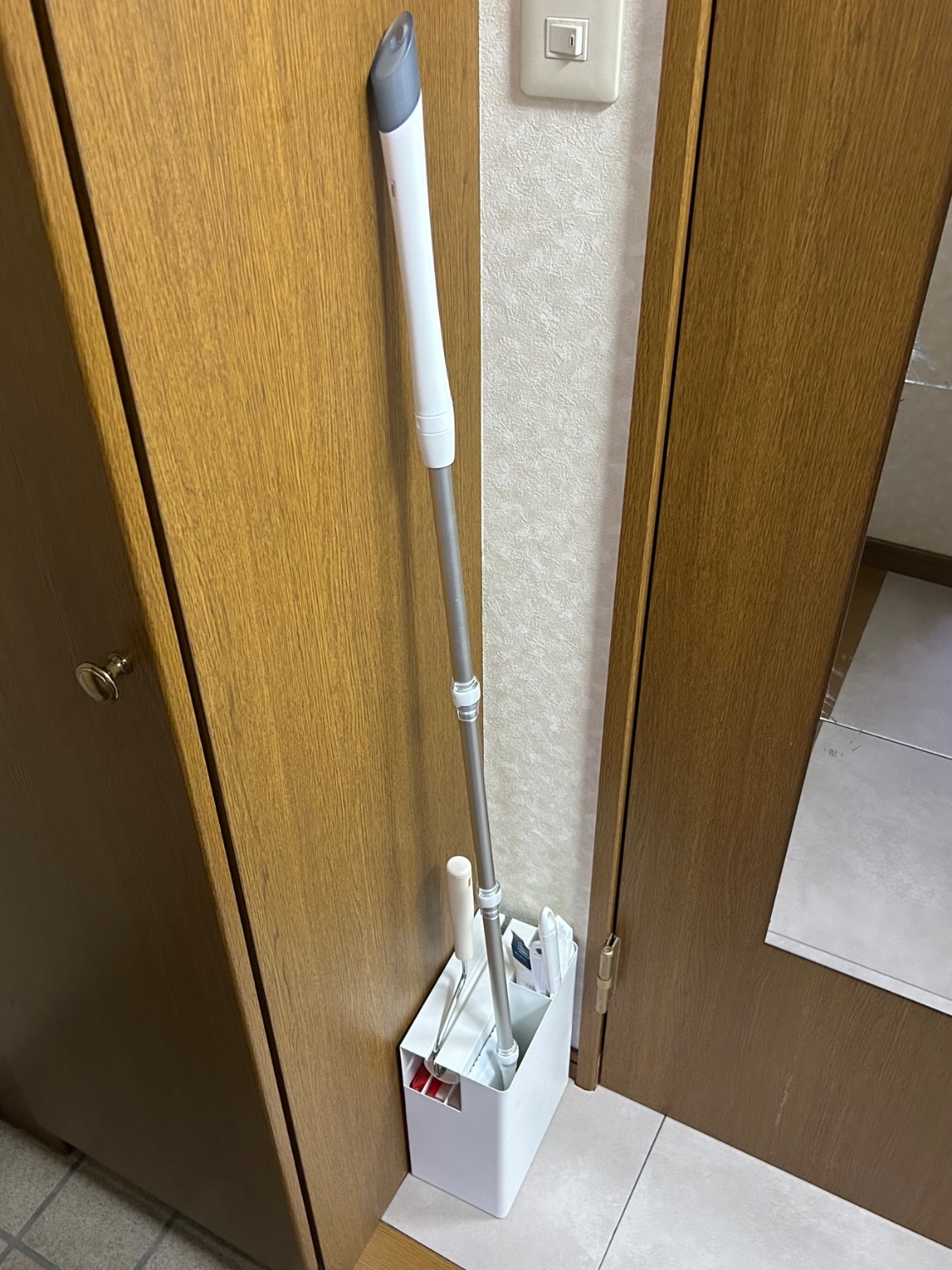 山崎実業 タワーシリーズ 掃除用具収納 レビュー画像12