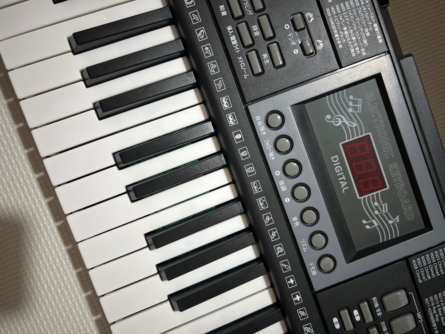 電子キーボード 光る鍵盤 61鍵盤 レビュー画像14