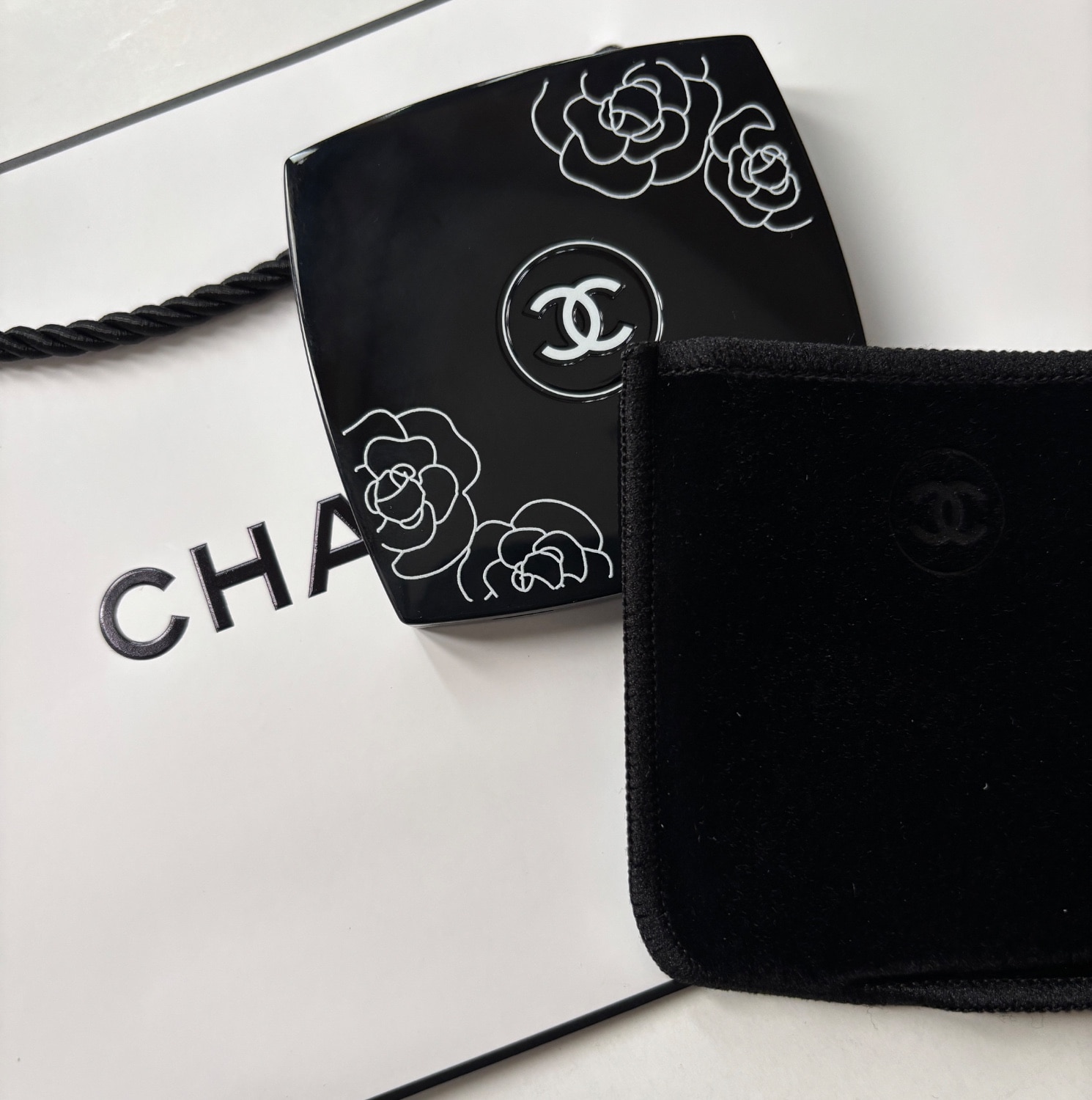 シャネルミラー ミロワールドゥーブルファセット CHANELコンパクトミラー レビュー画像3
