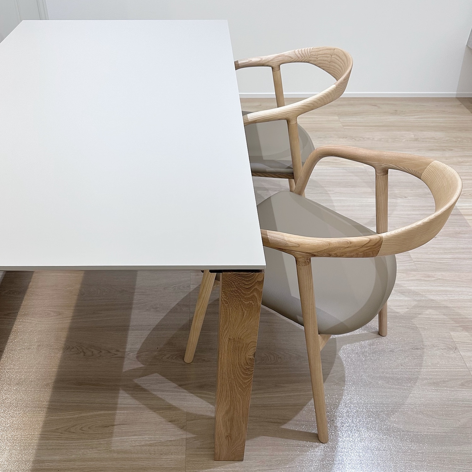 me/ダイニングテーブル ME 】ダイニングテーブル【 脚Normalcolor oak】 | 店舗,株式会社河口