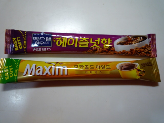 楽天市場 Maxwellヘーゼルナッツコーヒー 100本入 韓国 韓国料理 韓国食品 韓国茶 韓国コーヒー コーヒー 韓国食品辛国のキムチ物語 未購入を含む みんなのレビュー 口コミ 楽天市場 Maxwellヘーゼルナッツコーヒー 100本入 韓国 韓国料理 韓国食品 韓国茶 韓国コーヒー コーヒー 韓国食品辛国のキムチ物語 未購入を含む みんなのレビュー 口コミ