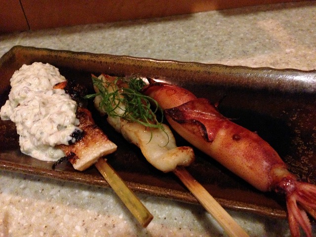 酒のタルタル串、白身魚の梅しそ串、やりいか醤油焼き串